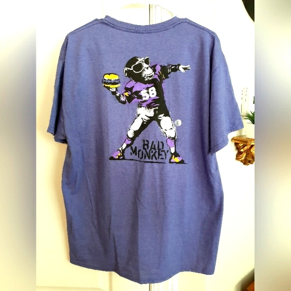 Bad Monkey King of the Beach Hail Hamburger Funny T-Shirt Large - Picture 7 of 9